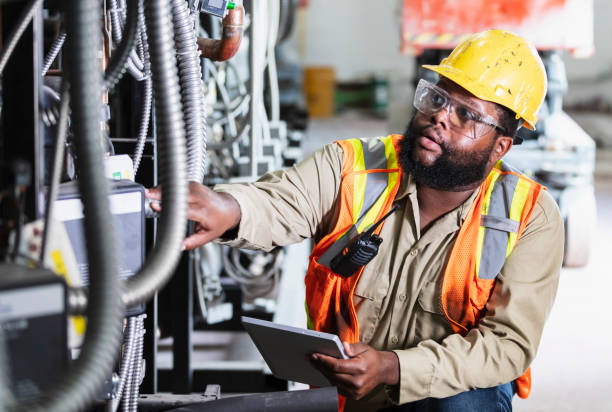 Best 24-Hour Electrician  in Estherville, IA